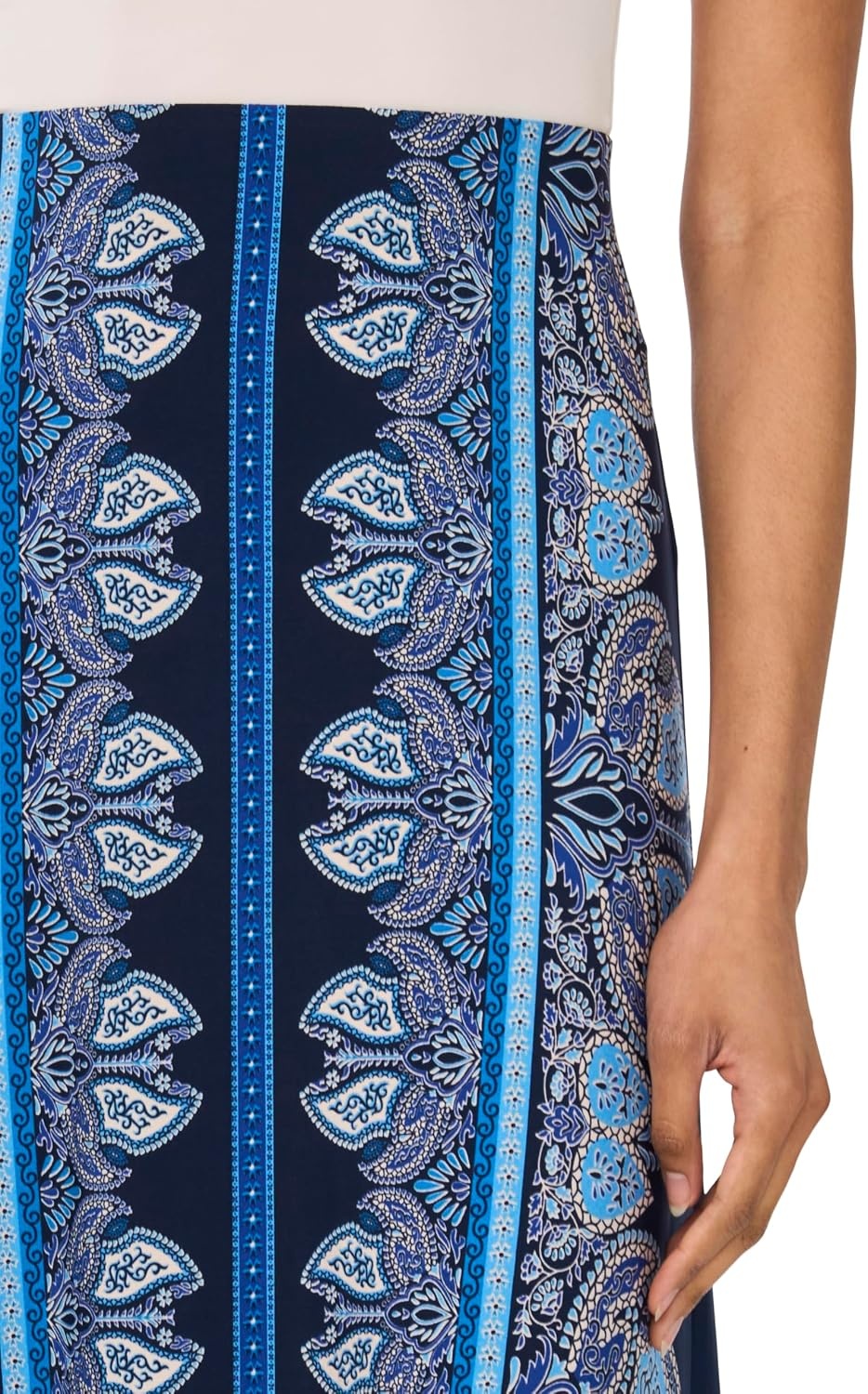 image:imageVince Camuto Womens Printed Pull on Maxi SkirtClassic Navy