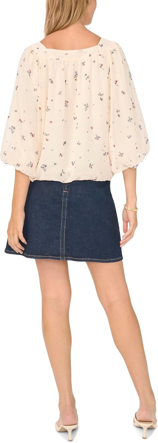 image:imageVince Camuto Womens Square Neck Bubble BlouseSand Drift