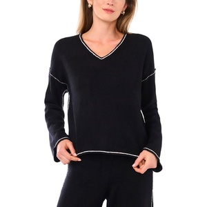 Vince Camuto Women’s Contrast Stitch Long Sleeve V-Neck Sweater(Rich Black)