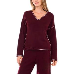 Vince Camuto Women’s Contrast Stitch Long Sleeve V-Neck Sweater(Wine)